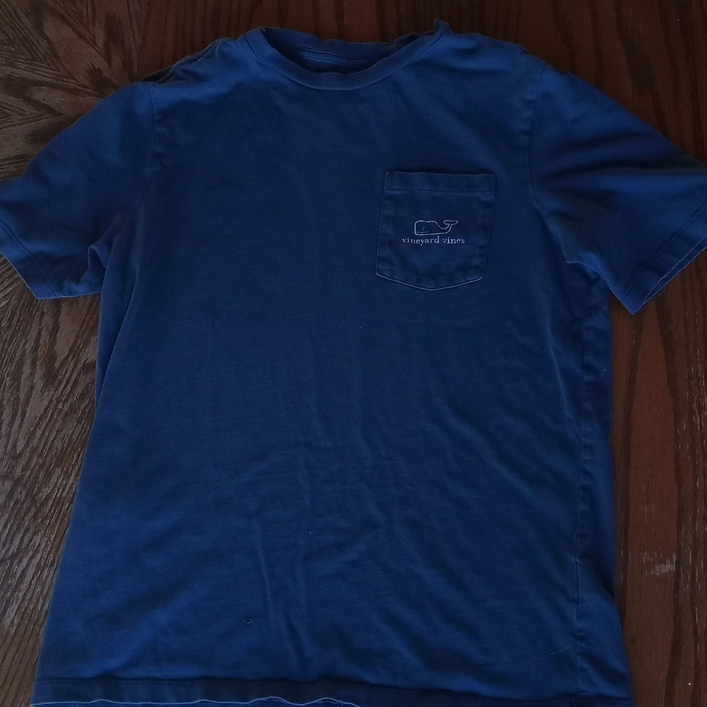 vineyard Vines short sleeve shirt